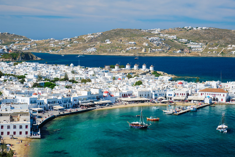 Lux-scaping in Mykonos